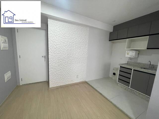 #960 - Apartamento para Venda em Rio de Janeiro - RJ