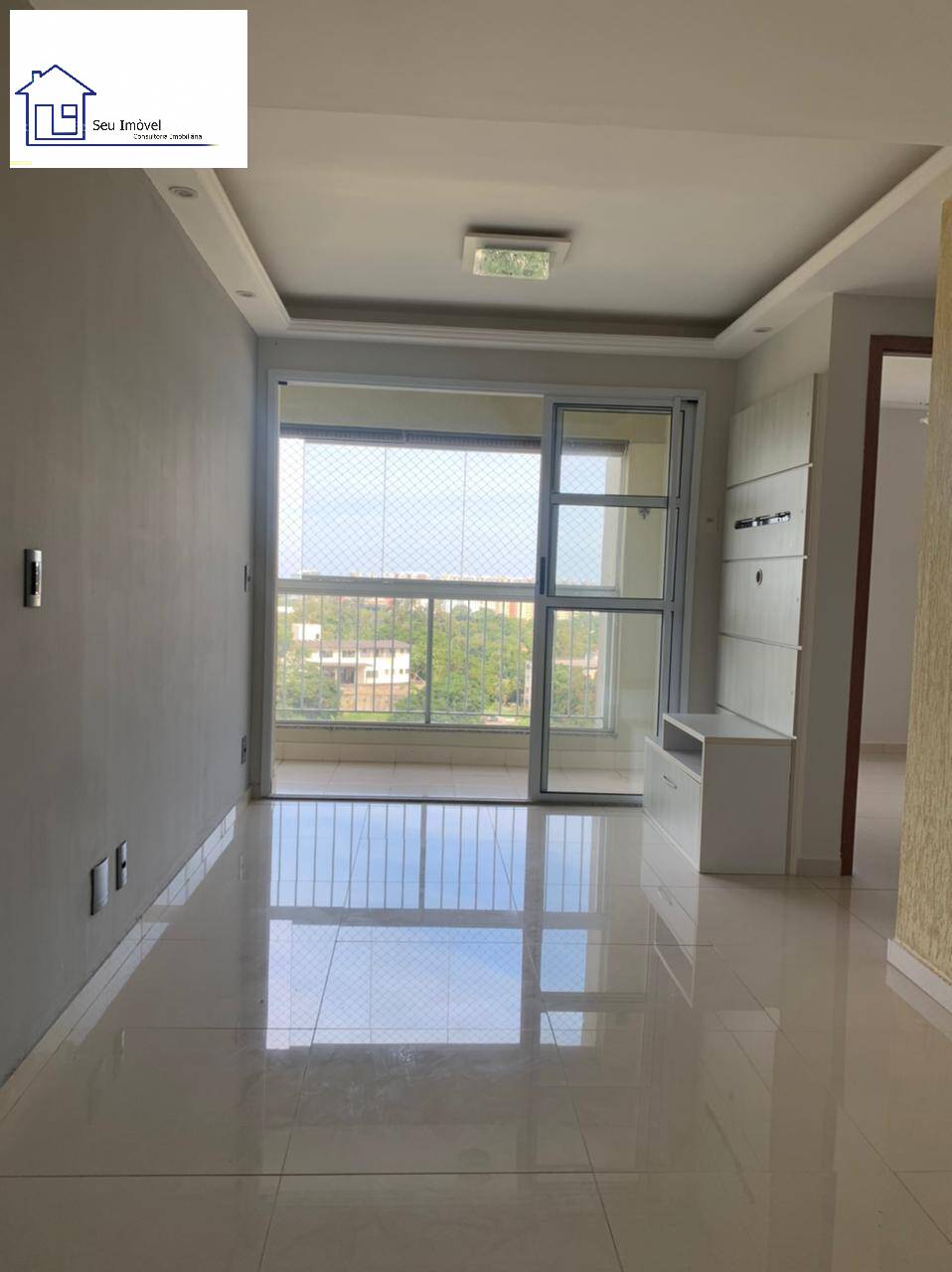 Apartamento à venda com 2 quartos, 60m² - Foto 2