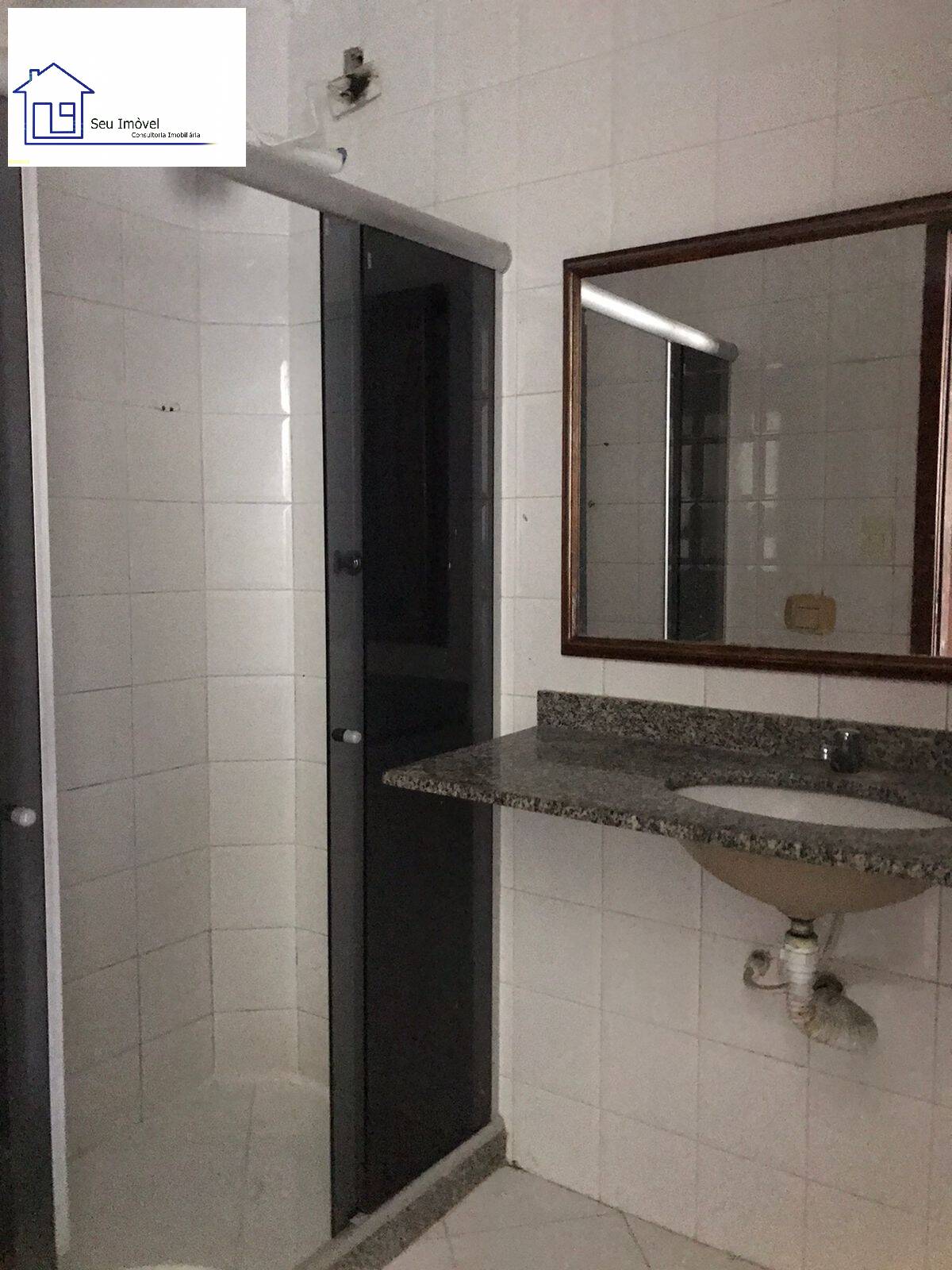 Casa para alugar com 2 quartos, 110m² - Foto 18