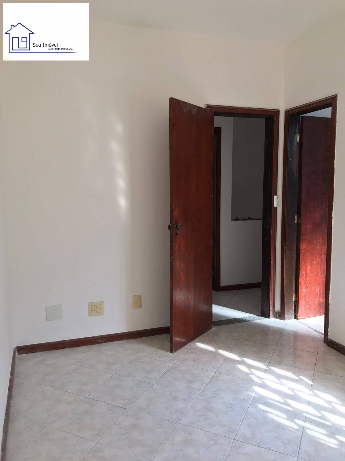 Casa para alugar com 2 quartos, 110m² - Foto 12