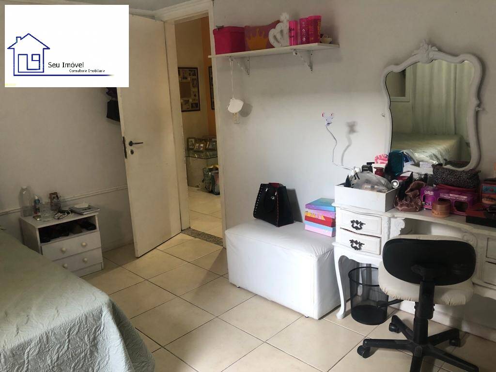 Casa à venda com 4 quartos, 200m² - Foto 19