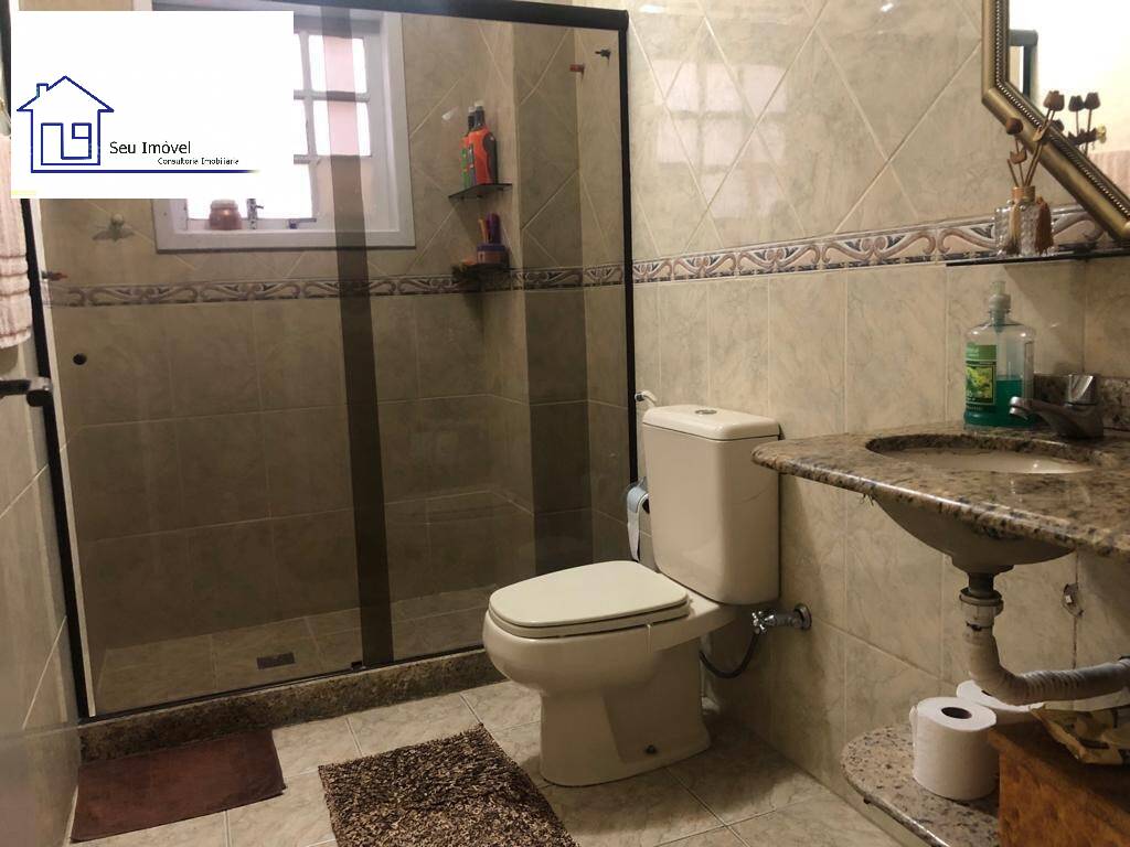 Casa à venda com 4 quartos, 200m² - Foto 20