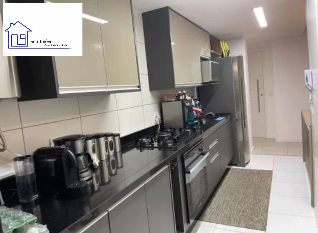 Apartamento à venda com 3 quartos, 121m² - Foto 2