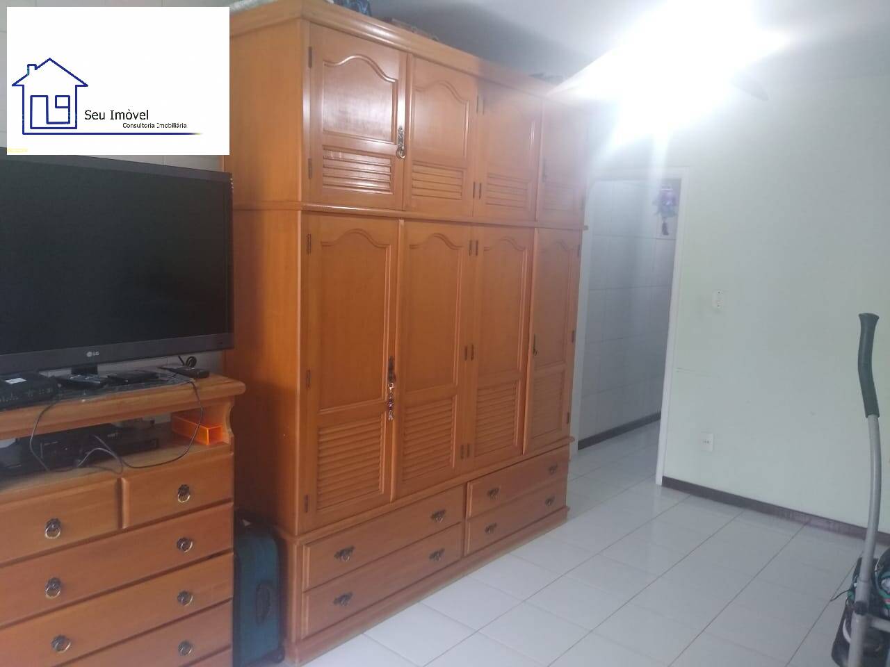 Casa à venda com 2 quartos, 180m² - Foto 25