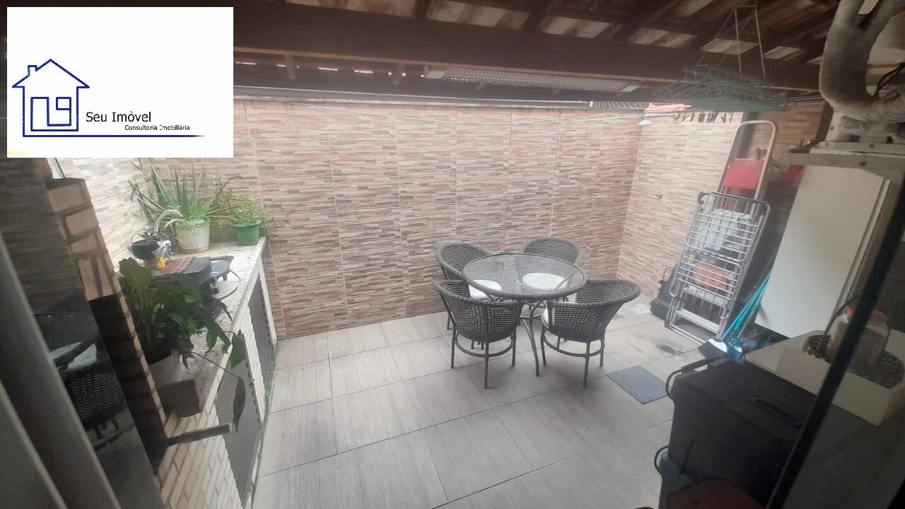 Casa à venda com 3 quartos, 85m² - Foto 10