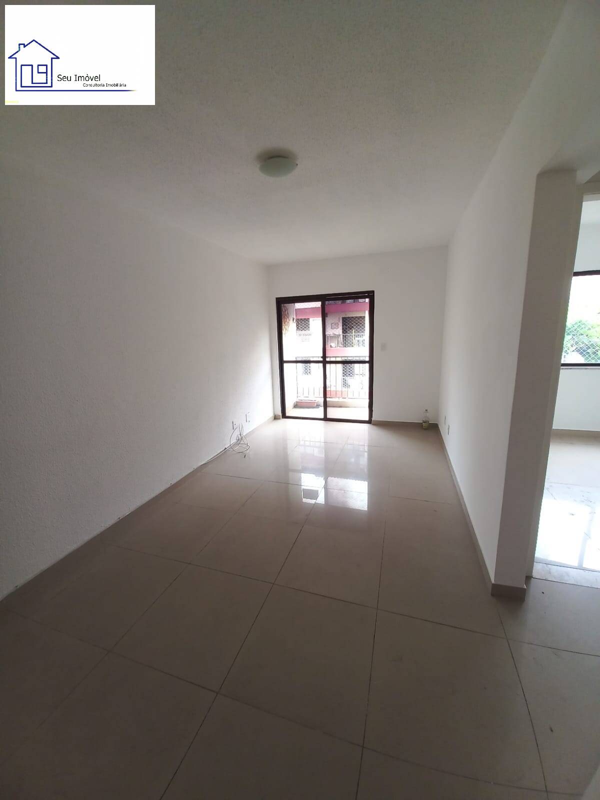 Apartamento à venda com 2 quartos, 68m² - Foto 1