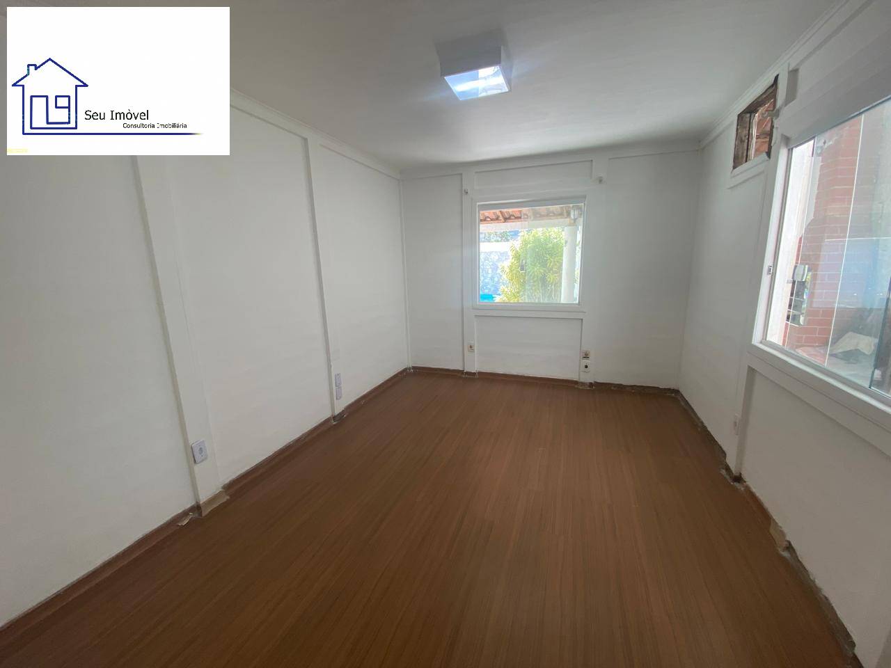 Casa à venda e aluguel com 3 quartos, 170m² - Foto 12