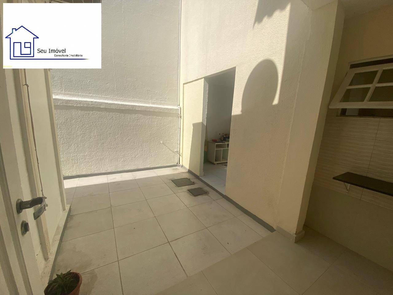 Casa à venda e aluguel com 3 quartos, 170m² - Foto 29