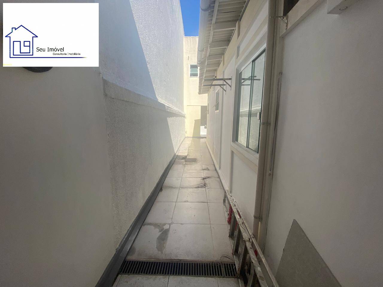 Casa à venda e aluguel com 3 quartos, 170m² - Foto 28