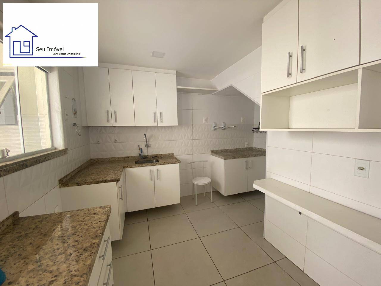 Casa à venda e aluguel com 3 quartos, 170m² - Foto 20