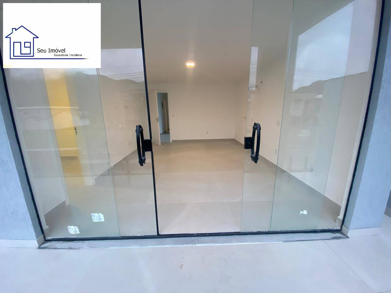 Casa à venda com 4 quartos, 217m² - Foto 15