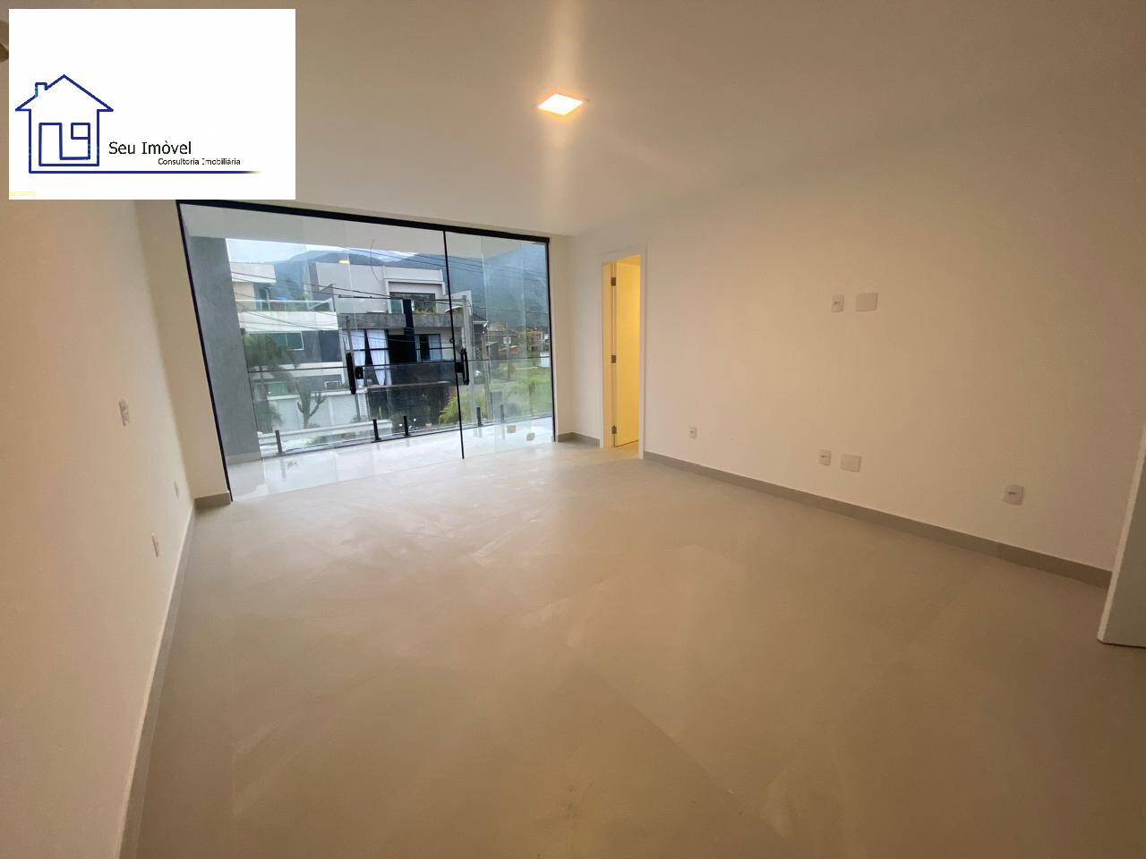 Casa à venda com 4 quartos, 217m² - Foto 10