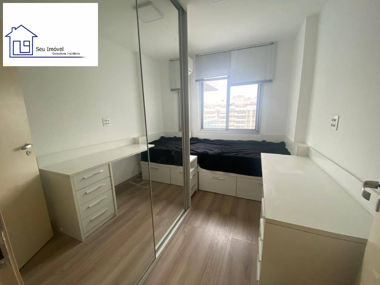 Cobertura para alugar com 3 quartos, 200m² - Foto 11