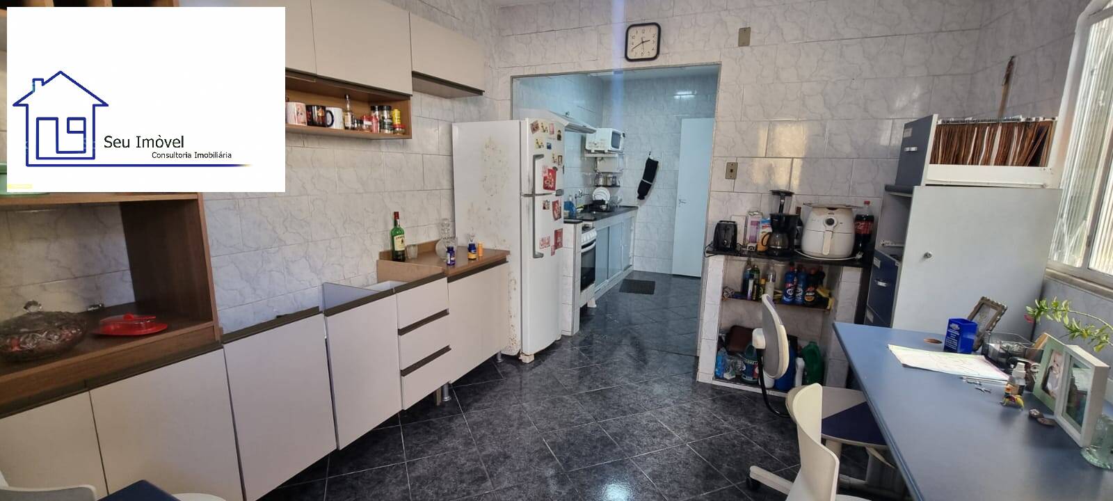 Casa à venda com 2 quartos, 160m² - Foto 12