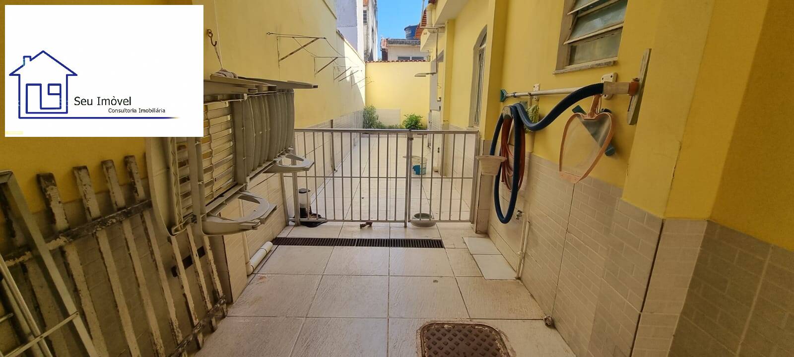 Casa à venda com 2 quartos, 160m² - Foto 17