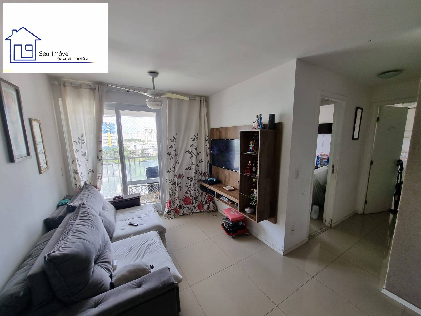 Apartamento à venda com 2 quartos, 64m² - Foto 9