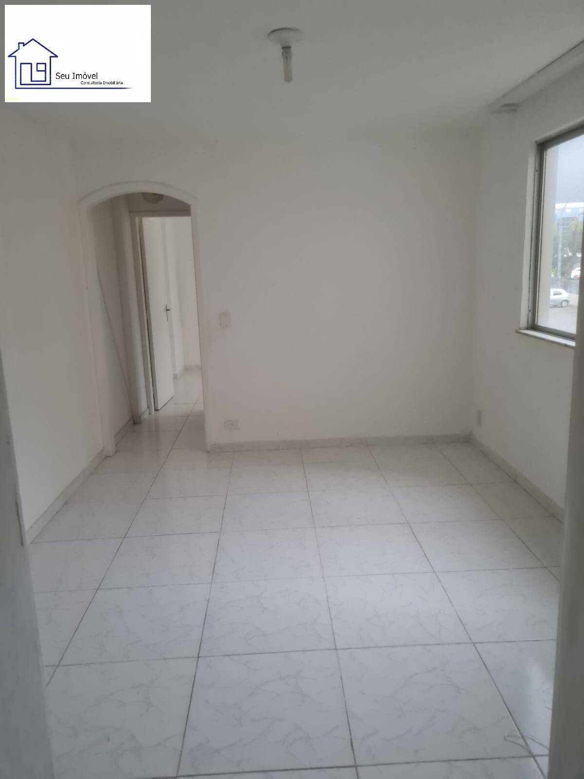 Apartamento à venda com 1 quarto, 45m² - Foto 2