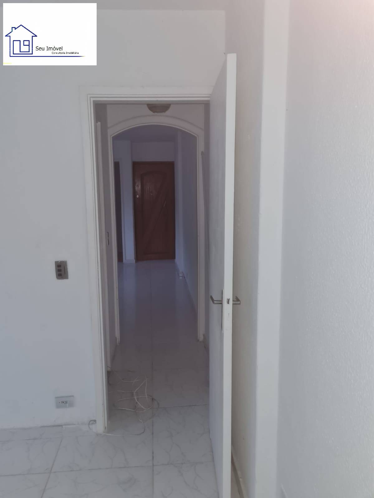 Apartamento à venda com 1 quarto, 45m² - Foto 3