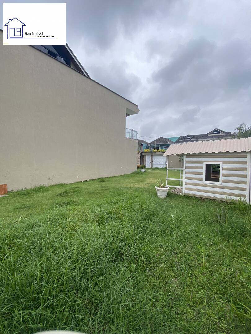 Casa para alugar com 4 quartos, 500m² - Foto 22