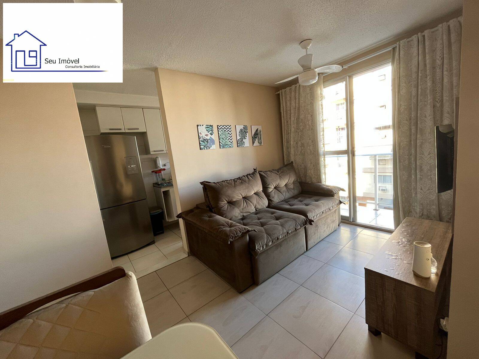 Apartamento à venda com 2 quartos, 50m² - Foto 3