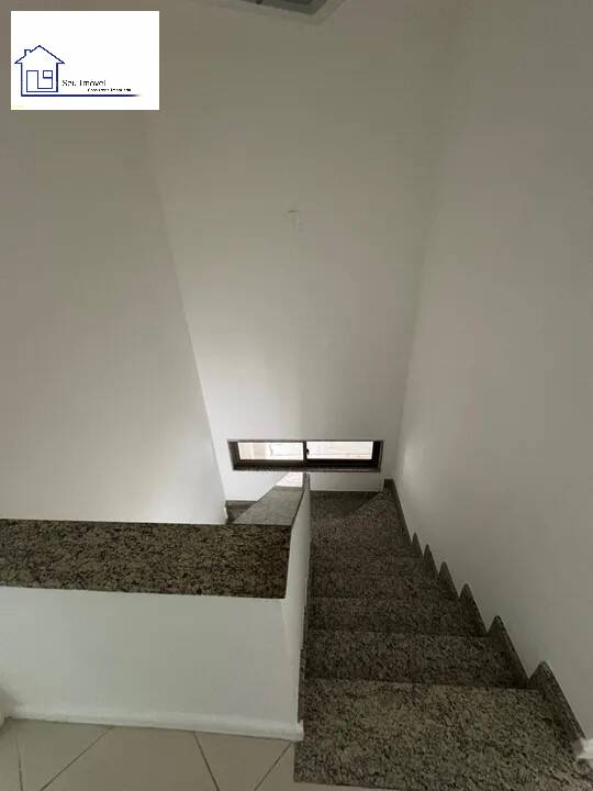 Casa para alugar com 5 quartos, 270m² - Foto 7