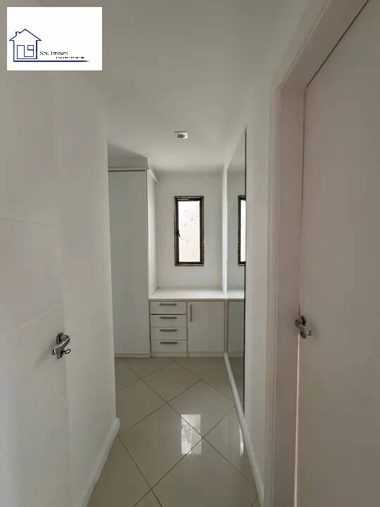 Casa para alugar com 5 quartos, 270m² - Foto 8