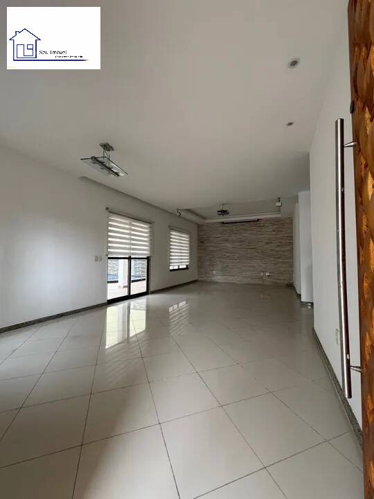 Casa para alugar com 5 quartos, 270m² - Foto 10