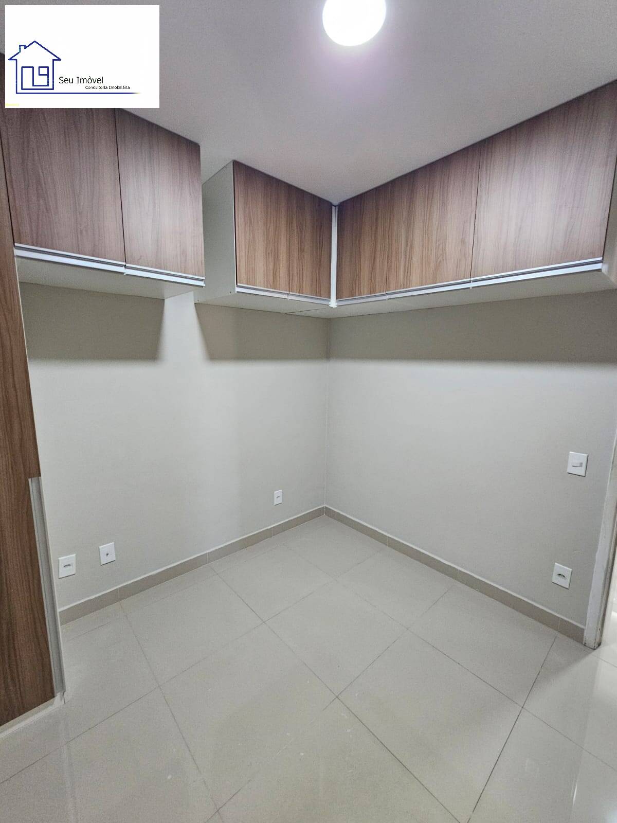 Apartamento à venda com 2 quartos, 85m² - Foto 4