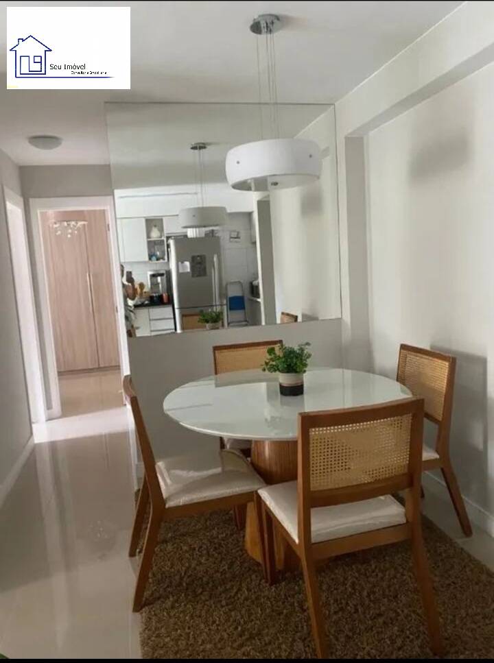 Apartamento à venda com 2 quartos, 74m² - Foto 2