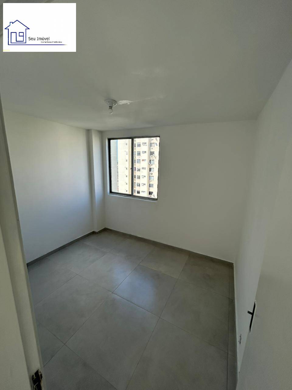 Apartamento à venda com 2 quartos, 49m² - Foto 3