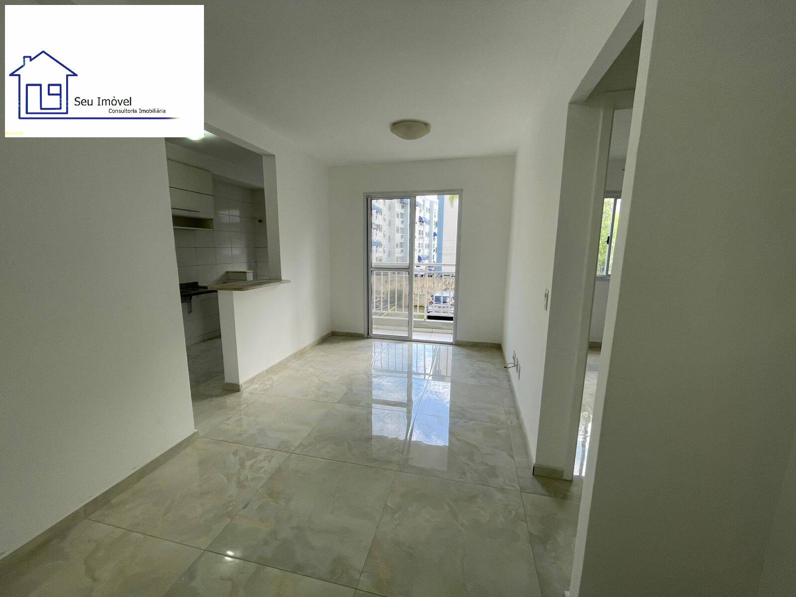 Apartamento à venda com 2 quartos, 52m² - Foto 2