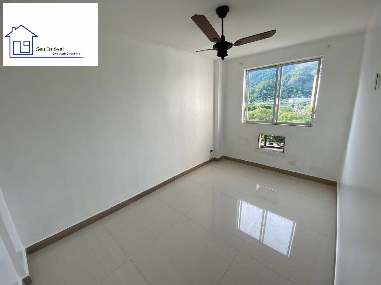 Apartamento para alugar com 1 quarto, 45m² - Foto 4