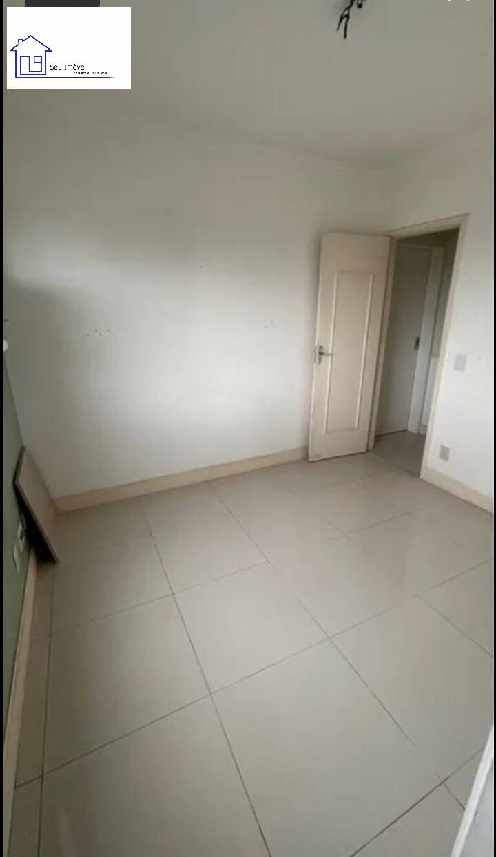 Apartamento à venda com 2 quartos, 61m² - Foto 14