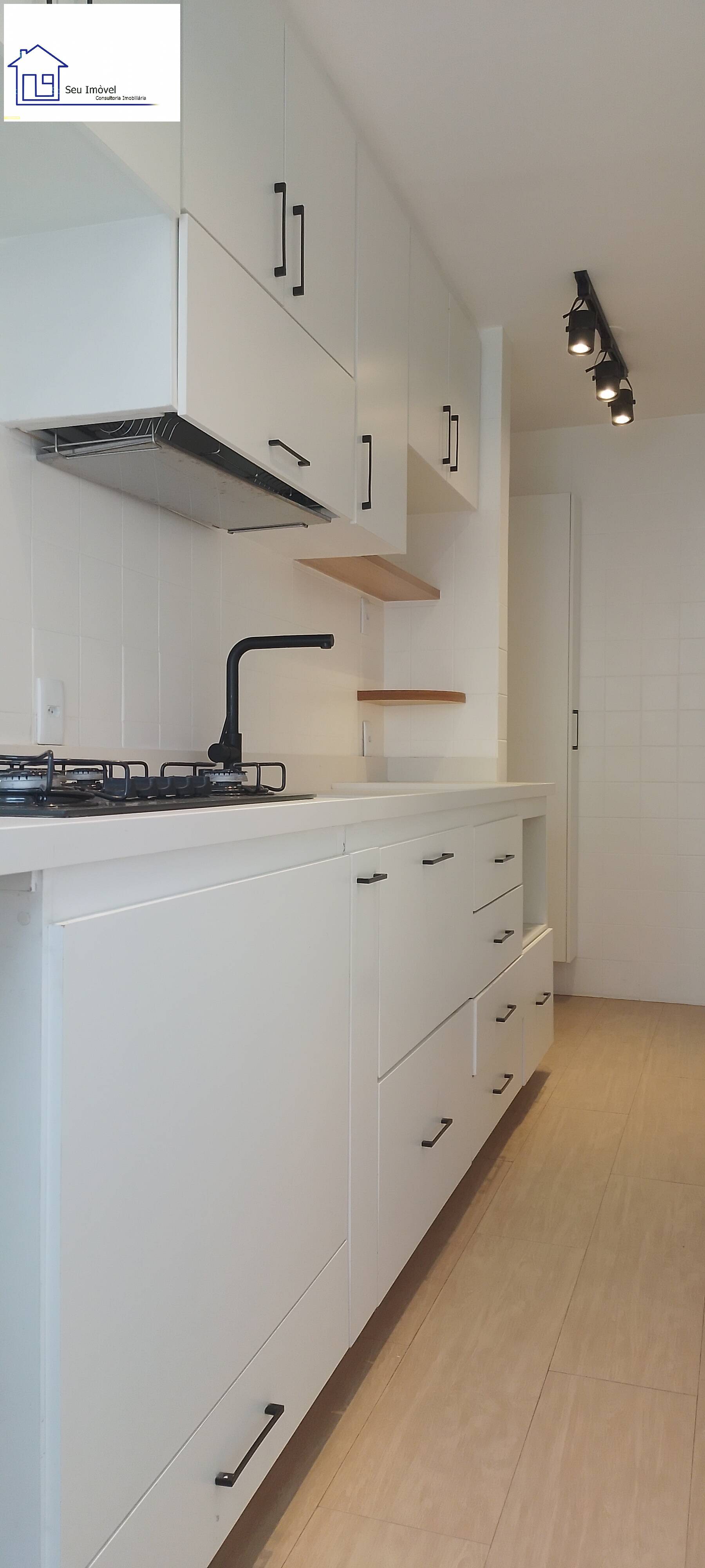 Apartamento à venda com 2 quartos, 64m² - Foto 4