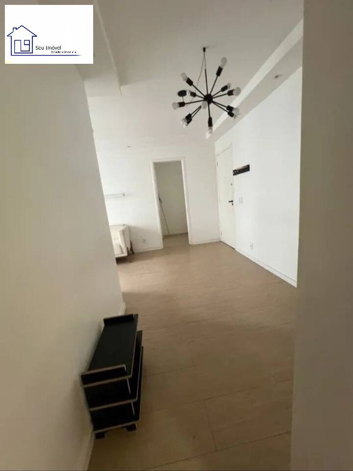 Apartamento à venda com 2 quartos, 64m² - Foto 7