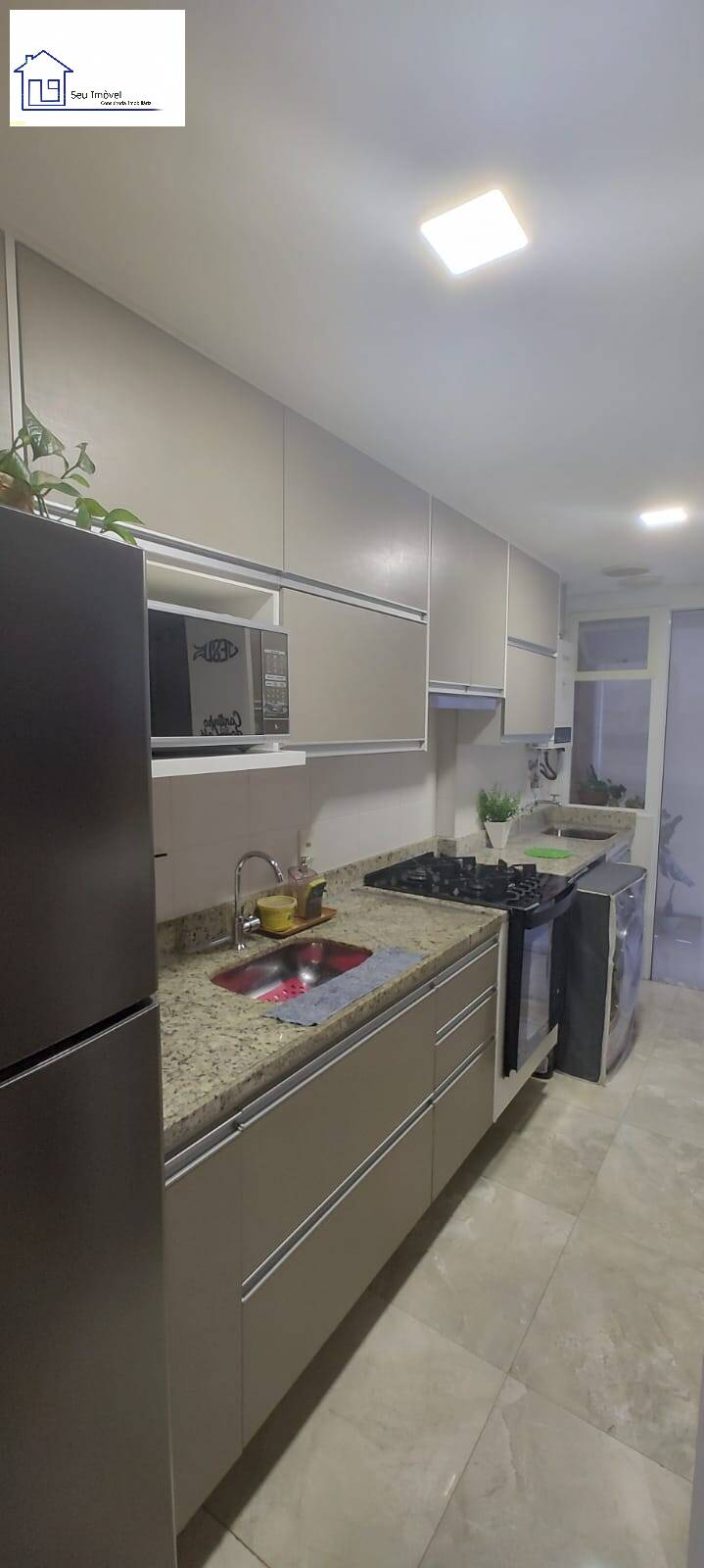 Apartamento à venda com 2 quartos, 64m² - Foto 10