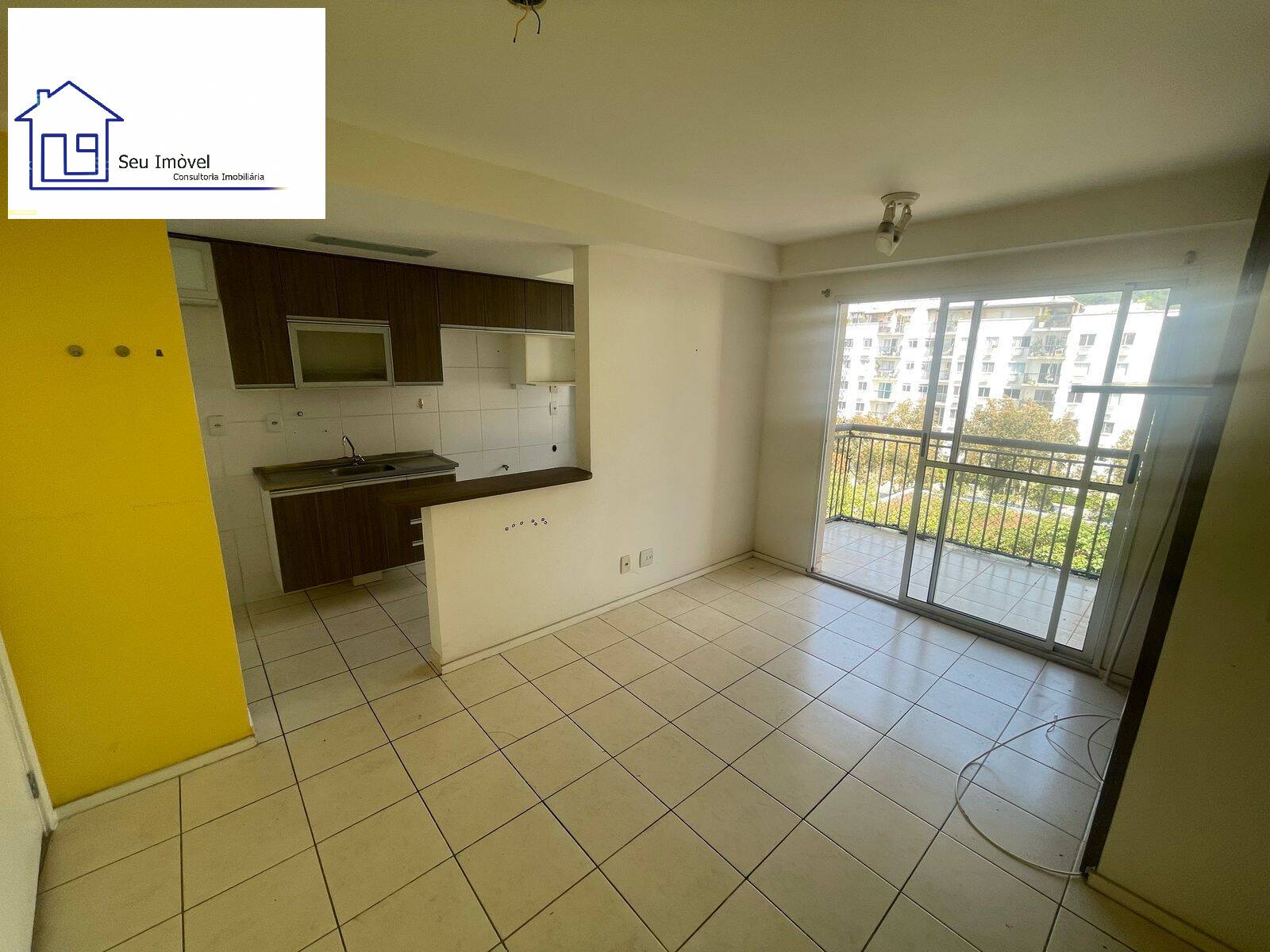 Apartamento à venda com 3 quartos, 67m² - Foto 1