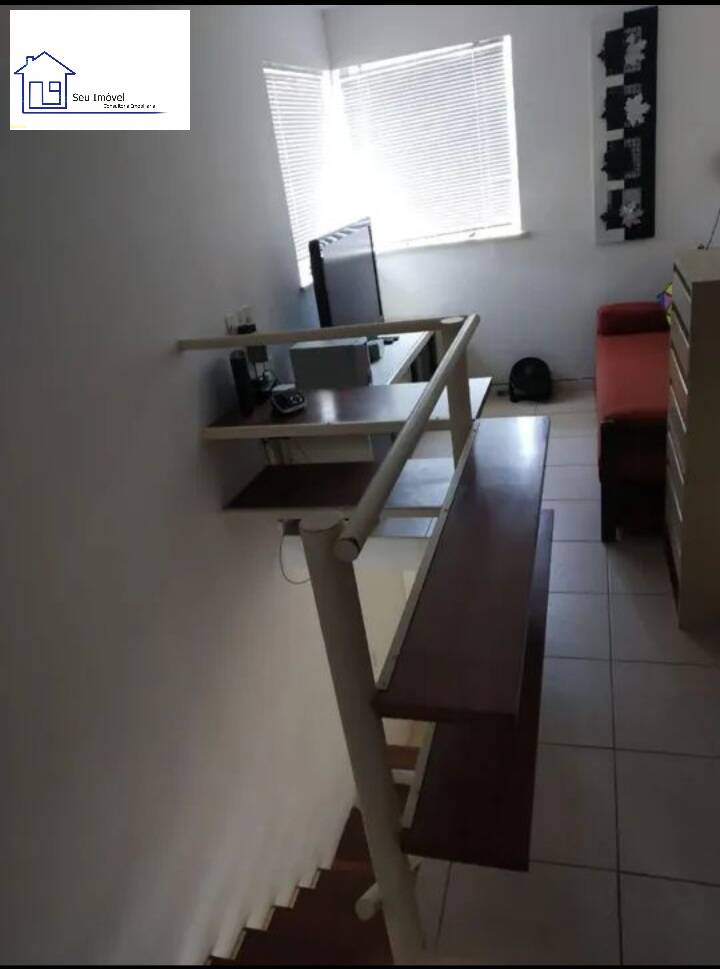 Casa para alugar com 6 quartos, 320m² - Foto 18